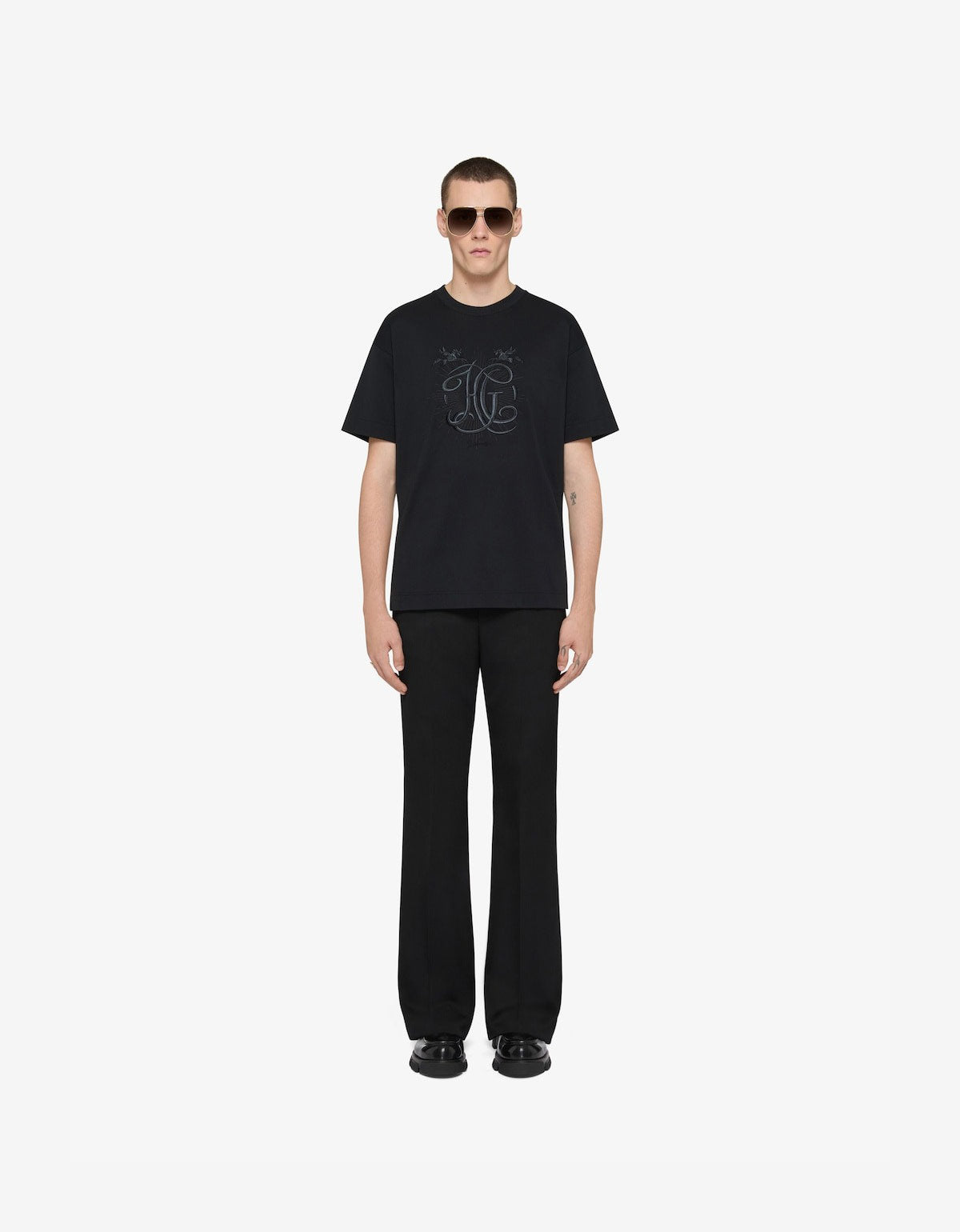 Givenchy Black HG Embroidery T-Shirt BM71MG3YQA 001