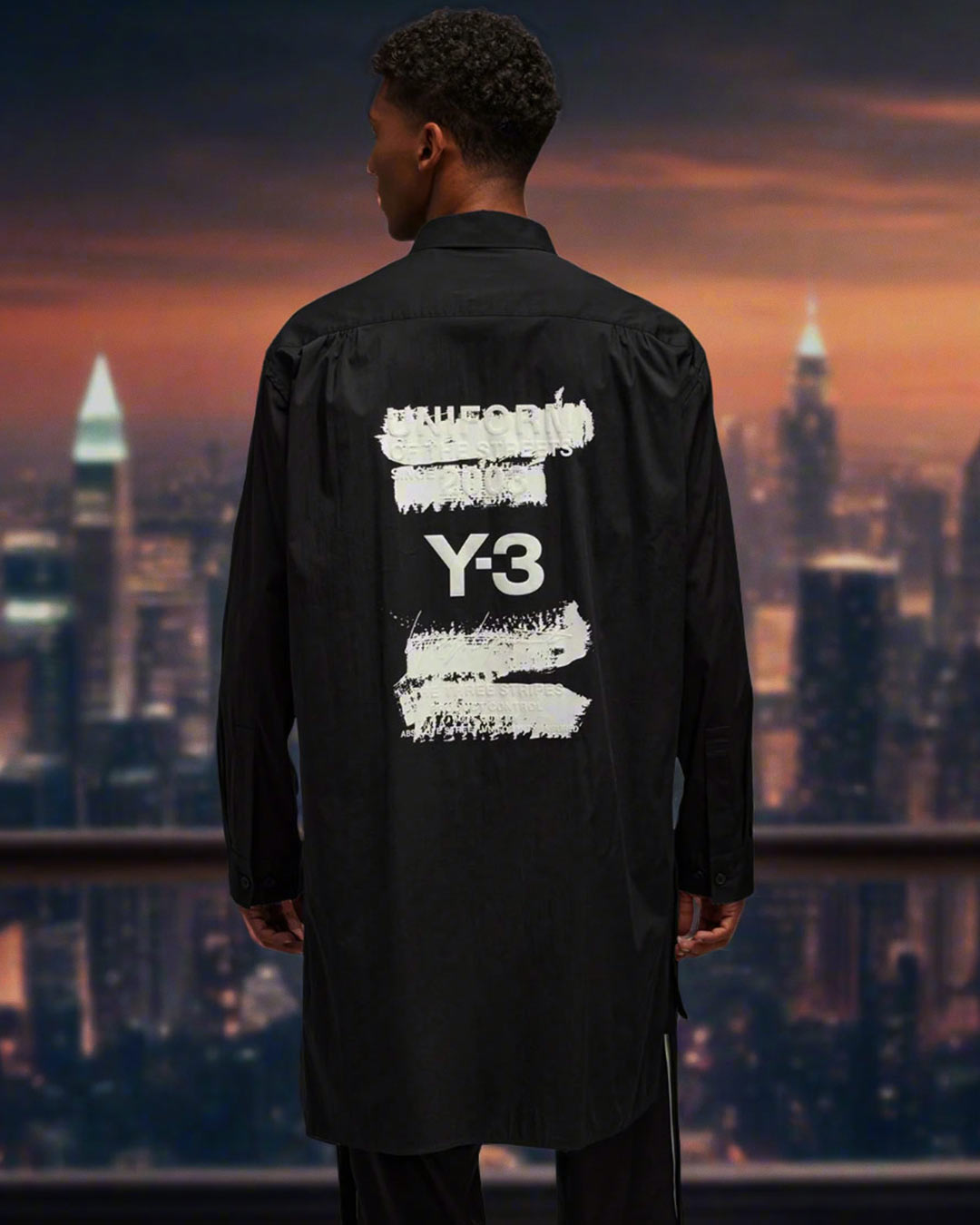 A fashion-forward take on a classic elongated shirt from Y-3. Y3 clothing. Y3 trainers. Y3 Tshirts