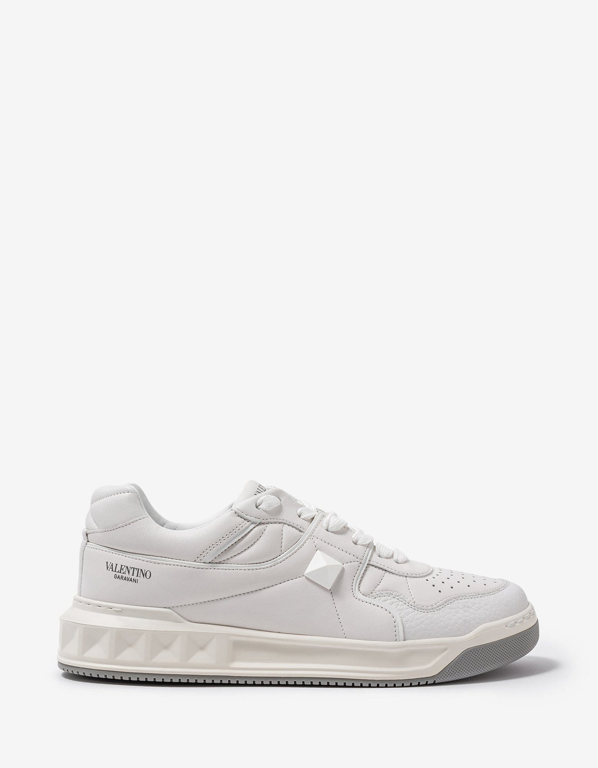 Valentino Garavani Valentino Garavani All-White One Stud Trainers